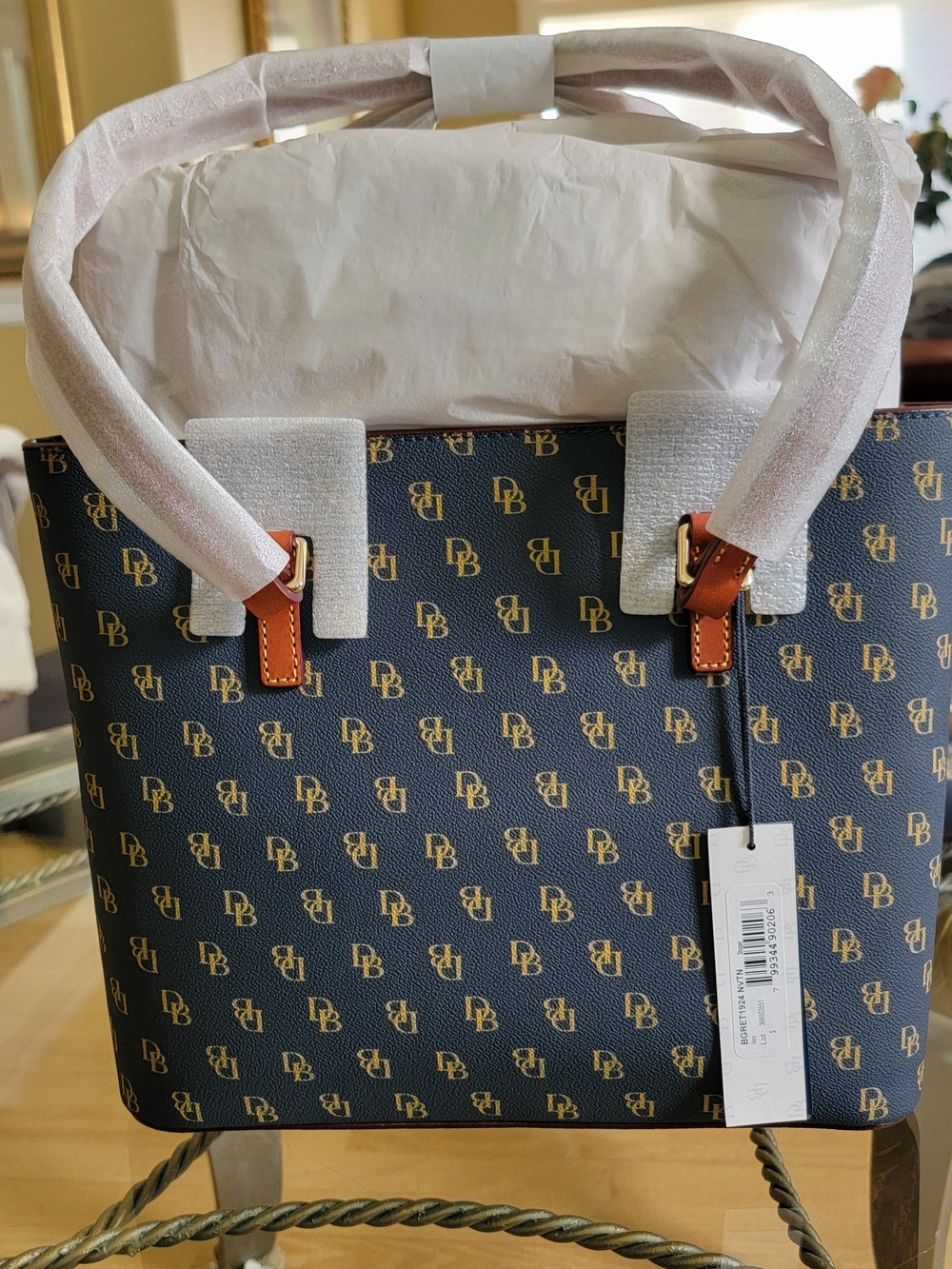 Dooney & Bourke NWT Gretta Navy Shopper Tote - Picture 7 of 12